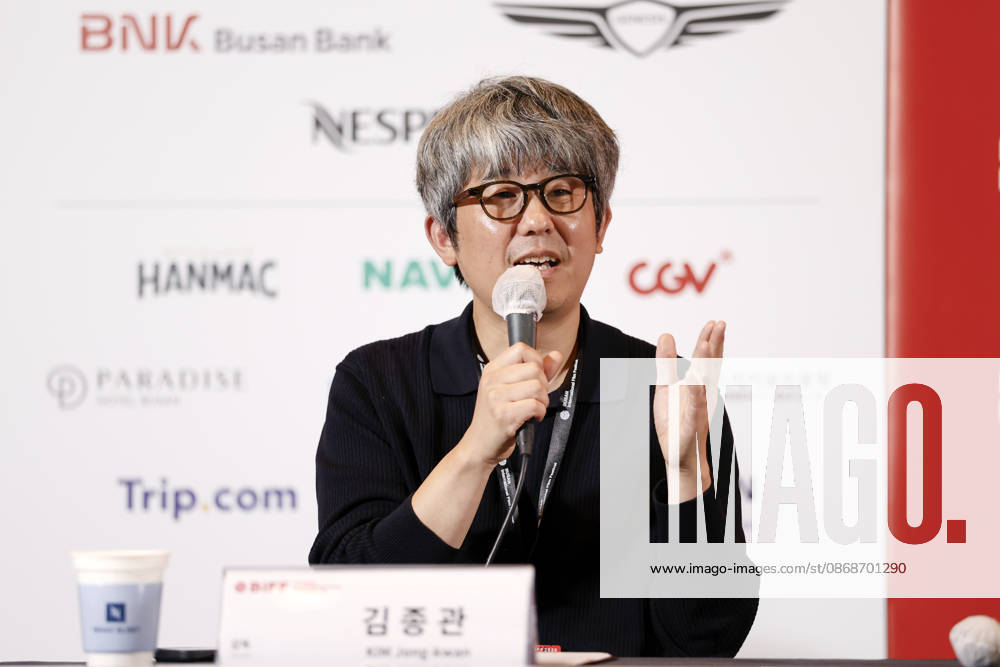 The Table: Day and Night cast at Busan International Film Festival South Korean film director Kim Jong-kwan speaks during a press conference for The Table: Day and Night, the opening film of the 31st Busan International Film Festival (BIFF), at the Busan Cinema Center in Busan, South Korea, on October 06, 2026. Busan South Korea