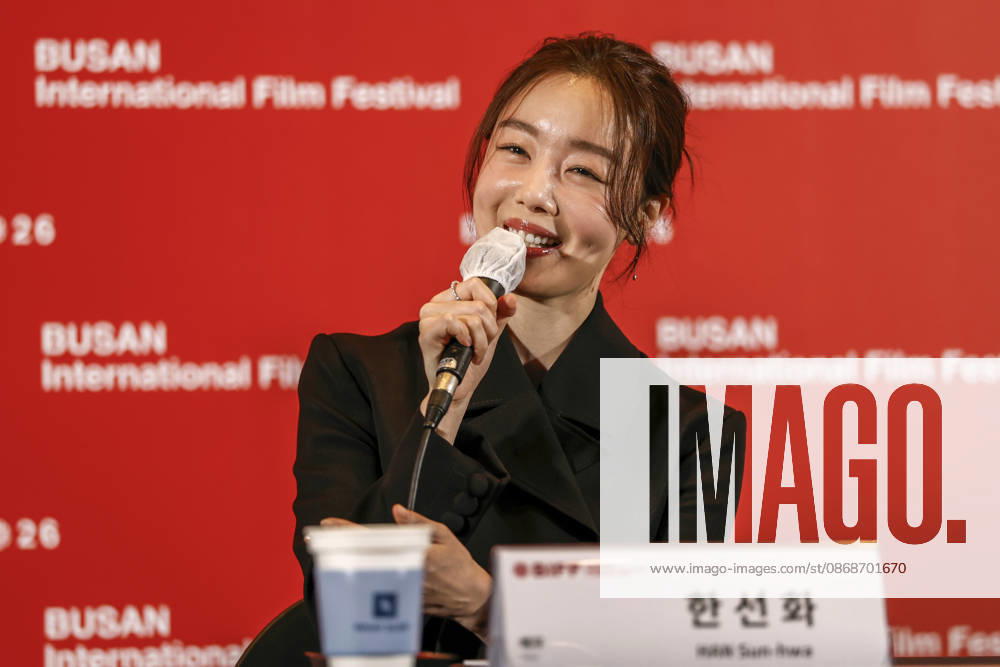 The Table: Day and Night cast at Busan International Film Festival South Korean actor Han Sun-hwa speaks during a press conference for The Table: Day and Night, the opening film of the 31st Busan International Film Festival (BIFF), at the Busan Cinema Center in Busan, South Korea, on October 06, 2026. Busan South Korea