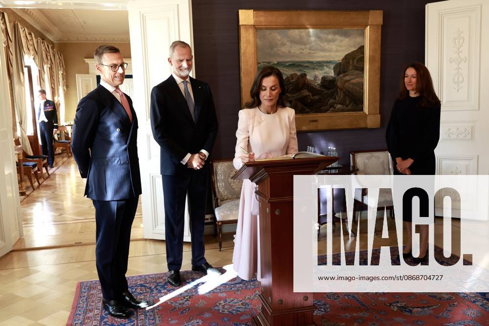 Finland Queen Letizia and King Felipe with President Alexander Stubb and Suzanne Innes-Stubb during the official welcoming ceremony marking the start of the statevisit to Finland. Â