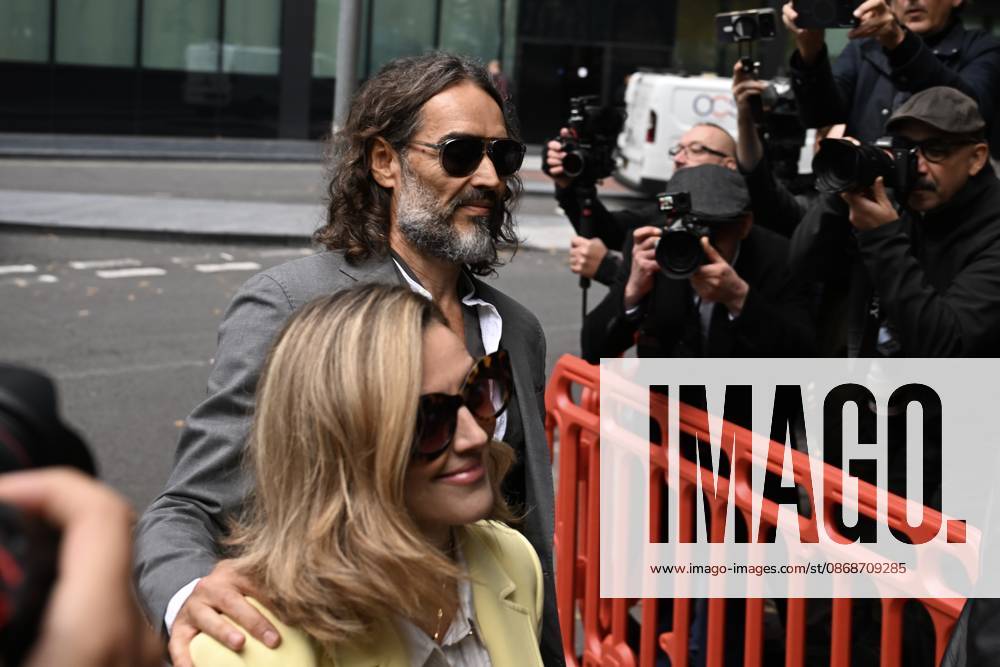 Russell Brand arrives at court for a preliminary hearing LONDON, UNITED KINGDOM - OCTOBER 6: British comedian and actor Russell Brand arrives at Southwark Crown Court for a preliminary hearing regarding rape and sexual assault charges in London, United Kingdom on October 6, 2026. Rasid Necati Aslim Anadolu London United Kingdom. Editorial use only. Please get in touch for any other usage.
