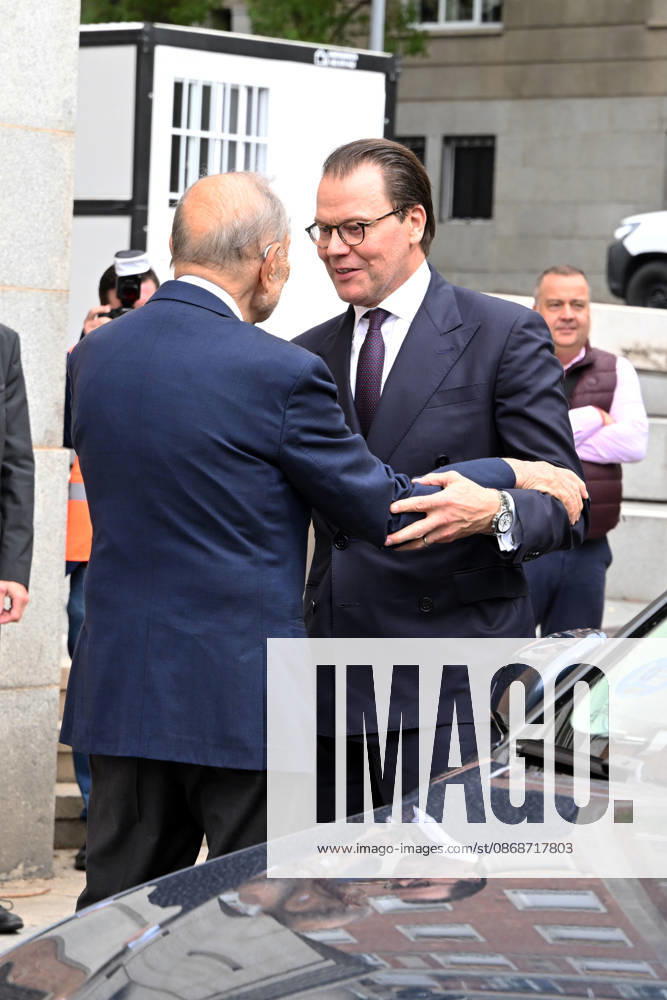 The Prado Museum reopens the Queen Christina Sculpture Gallery with a visit from Prince Daniel of Sweden. The president of the Royal Board of Trustees of the Prado Museum, Javier Solana, and Prince Daniel of Sweden upon their arrival at the museum for the reopening of the Queen Christina Sculpture Gallery on October 6, 2026, in Madrid, Spain CELEBRITIES PRADO MUSEUM ROYALTY PRINCE José Madrid Madrid Spain