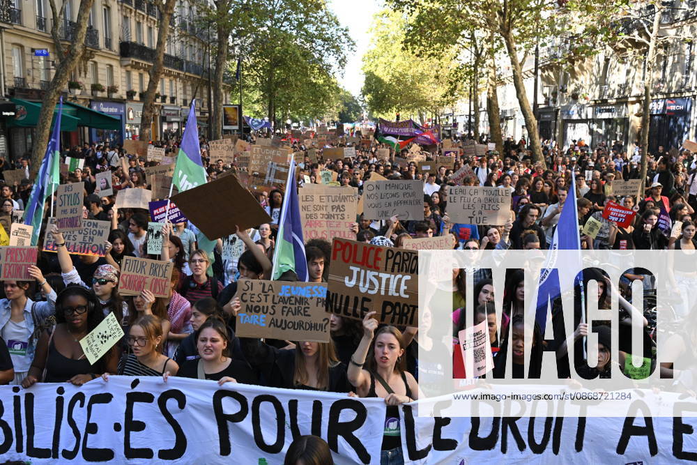 Student trade union organisations called for a secondary school protest on 6 October 2026 in Paris to demand more resources for secondary schools. - 06 10 2026 - France Ile-de-France (region) Paris - JulienxMattiax Pictorium LePictorium_0341919