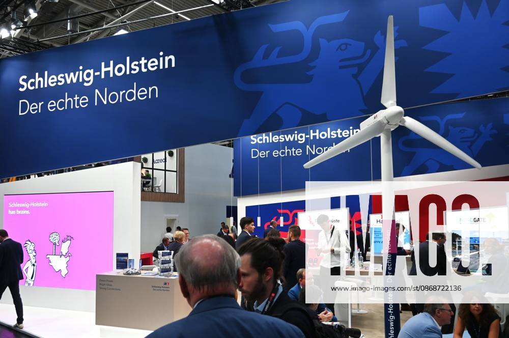 EXPO REAL 2026 is currently taking place at the Messe München exhibition grounds. It is Europe s largest international trade fair for real estate, investment, and infrastructure. Photo: Schleswig-Holstein booth