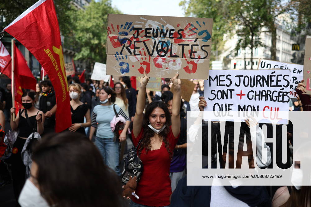 Student Demonstration - Paris Students are gathering at Gare de Lyon to protest against the current state of public education, once again, on October 6, 2026, in Paris, France. Today’s march is planned to go from Gare de Lyon to Place de la République. Photo by Raphael Lafargue ABACAPRESS.COM Paris France