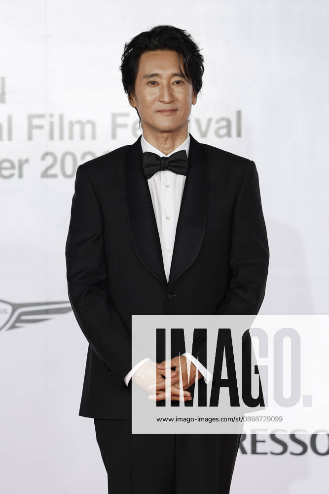 Stars gather at busan international film festival in south korea South Korean actor Shin Hyun-joon poses for photographs during a photocall ahead of the opening ceremony of the 31st Busan International Film Festival (BIFF) at the Busan Cinema Center in Busan, South Korea, on October 06, 2026. Busan South Korea