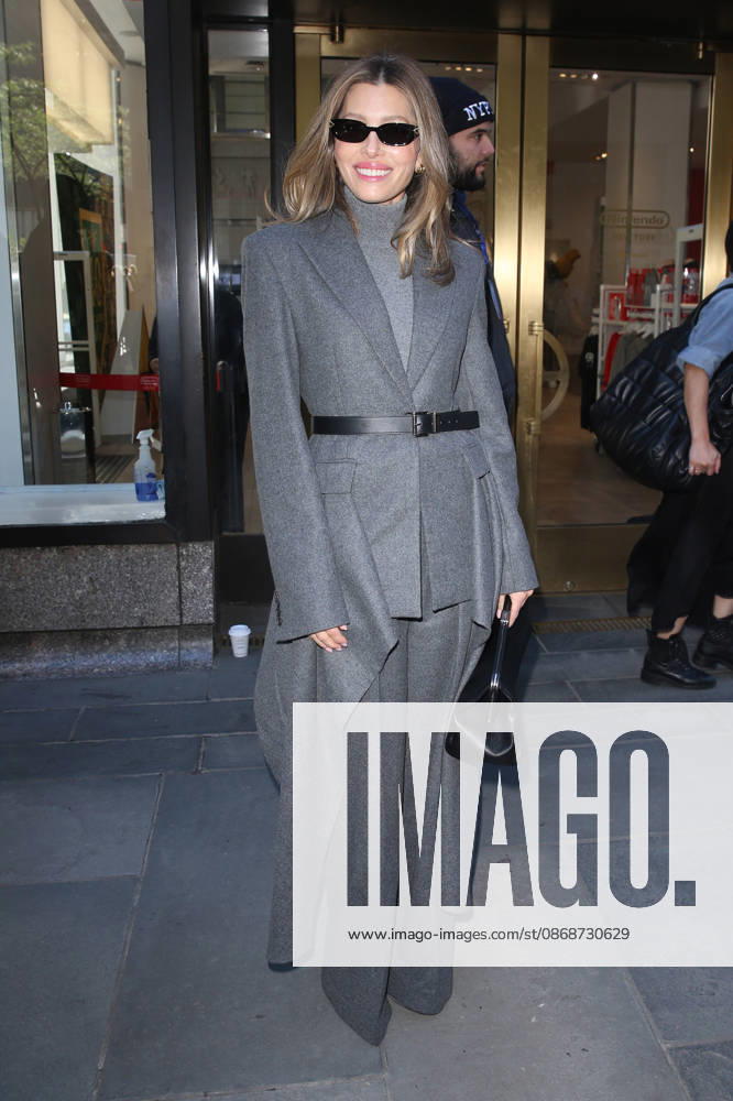 JESSICA BIEL arrives at NBC studios for ‘The Today Showâ New York USA - ZUMAh16_ 20261006_zaf_h16_011