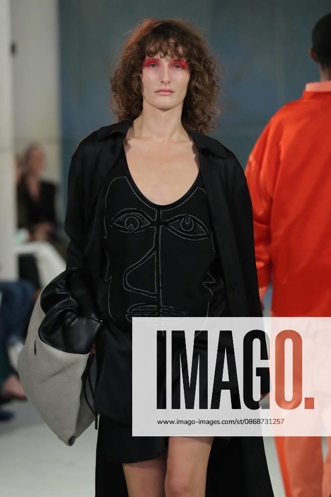 PFW - Litkovska Runway A model walks the runway during the Litkovska Womenswear Spring Summer 2027 show as part of the Paris Fashion Week on October 6, 2026 in Paris, France. Photo by Alain-Gil Gonzalez ABACAPRESS.COM Paris France