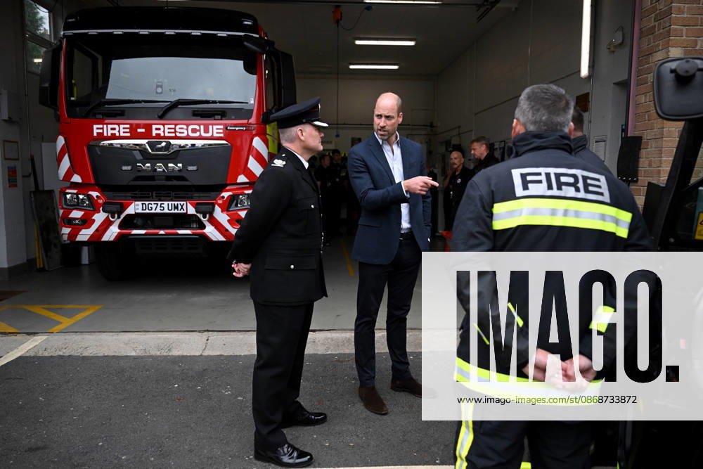 The Prince Of Wales Visits Ilminster ILMINSTER, ENGLAND - OCTOBER 06: Prince William, Prince of Wales speaks with Chief Fire Officer Simon Young and members of the Devon and Somerset Fire and Rescue Service during his visit to Ilminster Fire Station on October 06, 2026 in Ilminster, England. The Prince of Wales visited Ilminster in Somerset to learn about communities growing their resilience to wild fires, flood and challenges caused by extreme weather and global warming., Credit:Finnbarr Webster PA ROTA - B68 Avalon United Kingdom, England, Ilminster