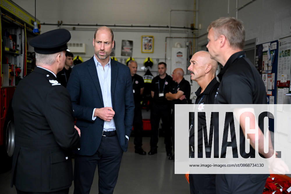 The Prince Of Wales Visits Ilminster ILMINSTER, ENGLAND - OCTOBER 06: Prince William, Prince of Wales speaks with Chief Fire Officer Simon Young and members of the Devon and Somerset Fire and Rescue Service during his visit to Ilminster Fire Station on October 06, 2026 in Ilminster, England. The Prince of Wales visited Ilminster in Somerset to learn about communities growing their resilience to wild fires, flood and challenges caused by extreme weather and global warming., Credit:Finnbarr Webster PA ROTA - B68 Avalon United Kingdom, England, Ilminster
