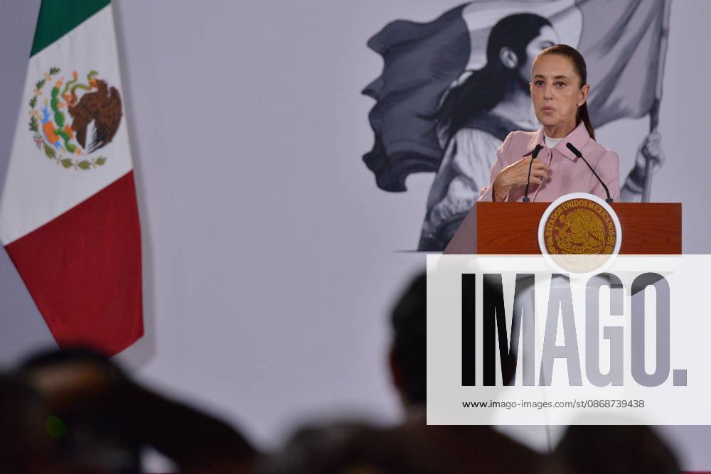 TO-45365-MEXICO , June 10, 2026. Mexican President Claudia Sheinbaum spoke about the increase in health clinics and national policy during the "People& 039;s Conference" at the National Palace in Mexico City. Clasos.com.mx - ZUMAcs4_ 20261006_faa_cs4_023