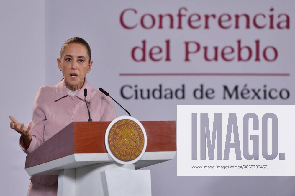 TO-45365-MEXICO , June 10, 2026. Mexican President Claudia Sheinbaum spoke about the increase in health clinics and national policy during the "People& 039;s Conference" at the National Palace in Mexico City. Clasos.com.mx - ZUMAcs4_ 20261006_faa_cs4_031