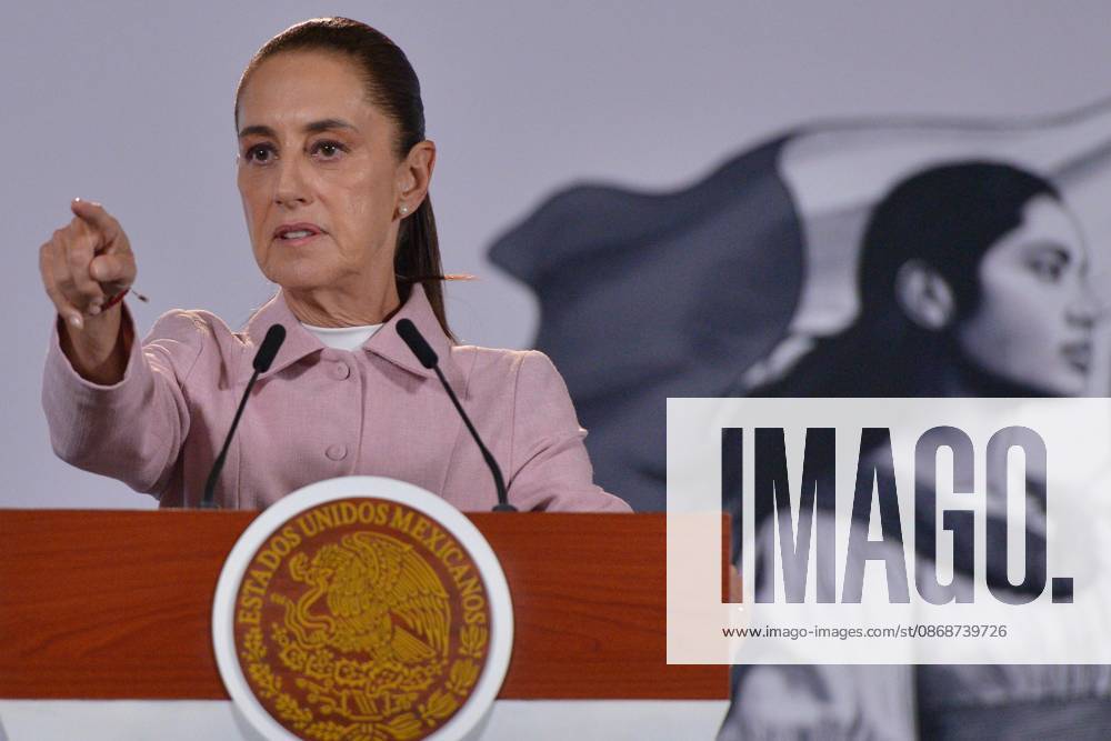 TO-45365-MEXICO , June 10, 2026. Mexican President Claudia Sheinbaum spoke about the increase in health clinics and national policy during the "People& 039;s Conference" at the National Palace in Mexico City. Clasos.com.mx - ZUMAcs4_ 20261006_faa_cs4_044
