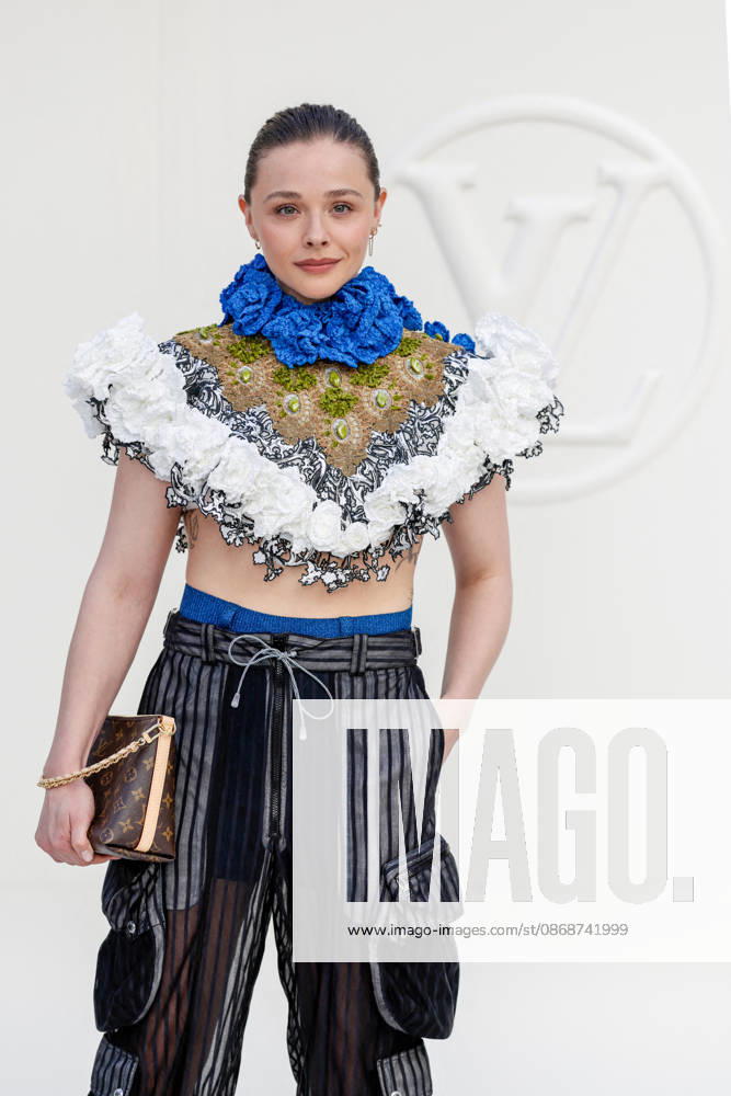 Chloé Grace Moretz at the photocall for the Louis Vuitton Spring Summer 2027 Women’s Ready-to-Wear collection during Paris Fashion Week (PFW) at the Cité internationale universitaire de Paris, France, on October 6, 2026. Olivier Borde, Bestimage. Photocall at the Louis Vuitton Women’s Ready-to-Wear Spring Summer 2027 show as part of Paris Fashion Week on October 6, 2026, in Paris, France. Paris, France