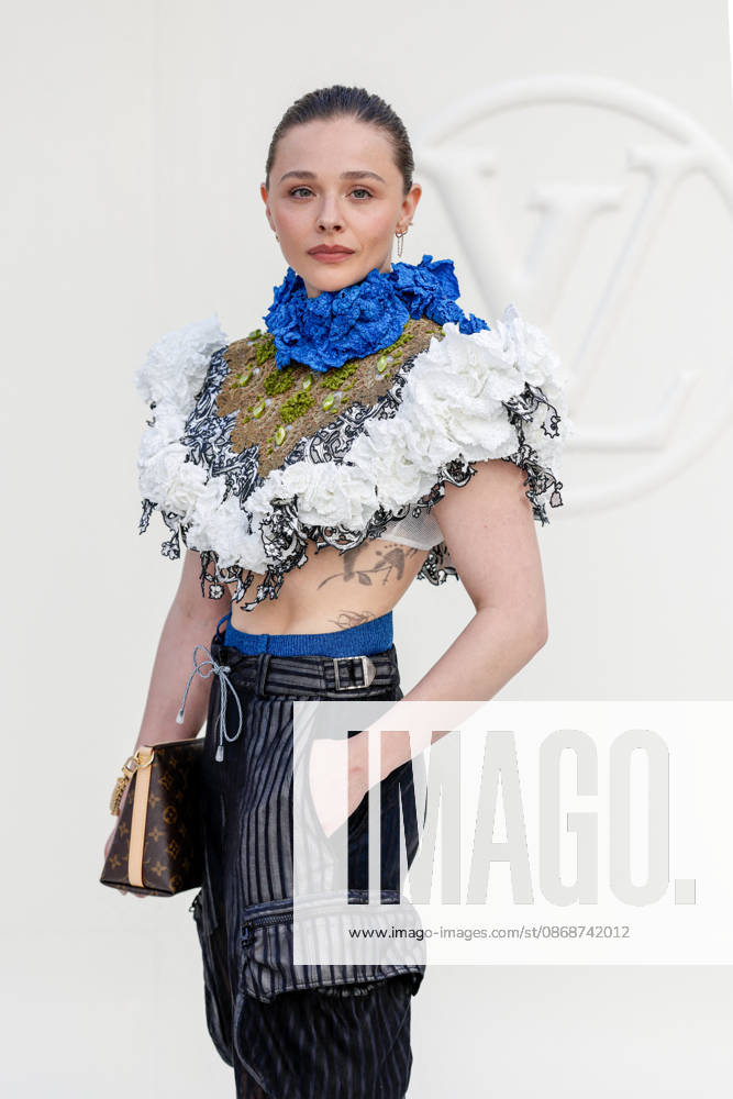 Chloé Grace Moretz at the photocall for the Louis Vuitton Women’s Ready-to-Wear Spring Summer 2027 show during Paris Fashion Week (PFW) at the Cité internationale universitaire de Paris, France, on October 6, 2026. Olivier Borde, Bestimage. Photocall at the Louis Vuitton Women’s Ready-to-Wear Spring Summer 2027 show as part of Paris Fashion Week on October 6, 2026, in Paris, France. Paris, France