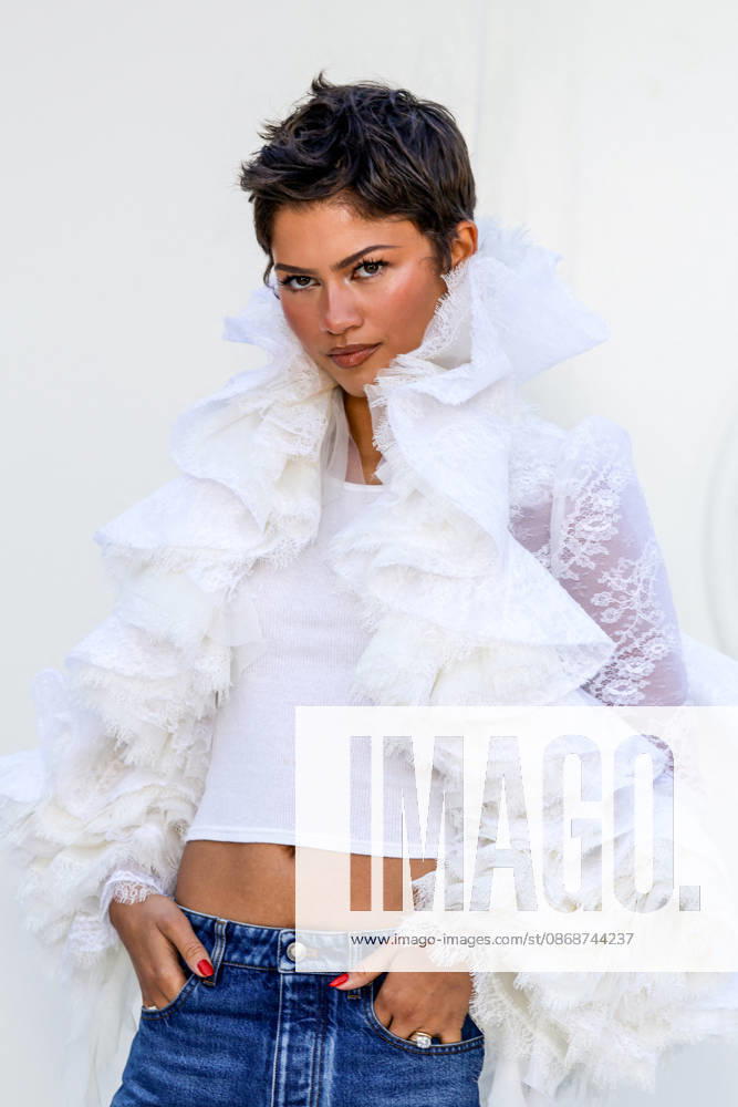 Zendaya at the photocall for the Louis Vuitton Spring Summer 2027 Women’s Ready-to-Wear show during Paris Fashion Week (PFW) at the Cité internationale universitaire de Paris, France, on October 6, 2026. Olivier Borde, Bestimage. Photocall at the Louis Vuitton Women’s Ready-to-Wear Spring Summer 2027 show as part of Paris Fashion Week on October 6, 2026, in Paris, France. Paris, France
