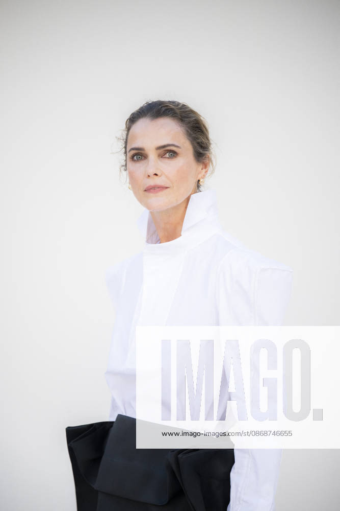 Louis Vuitton - Photocall - Paris Fashion Week EB Keri Russell attends the Louis Vuitton Womenswear Spring Summer 2027 show as part of Paris Fashion Week on October 06, 2026 in Paris, France. Photo by Eliot Blondet ABACAPRESS.COM Paris France France
