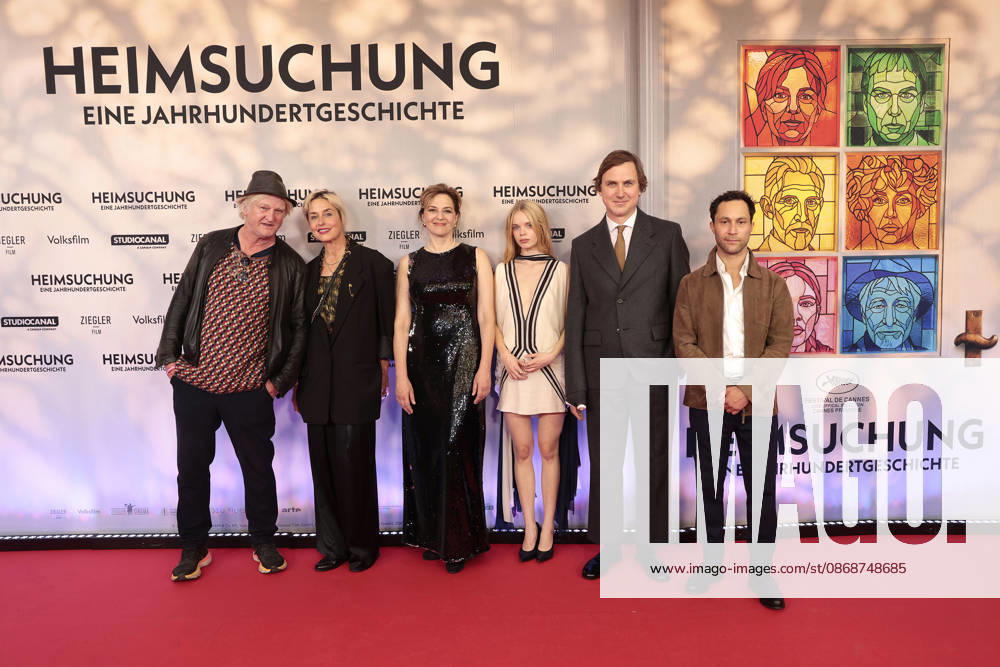 Detlev Buck, Susanne Wolff, Martina Gedeck, Maria Matschke Engel, Lars Eidinger, and Ludwig Trepte at the premiere of *Heimsuchung: The Beloved* on October 6, 2026, at Kino International in Berlin. Detlev Buck, Susanne Wolff, Martina Gedeck, Maria Matschke Engel, Lars Eidinger, and Ludwig Trepte attend t