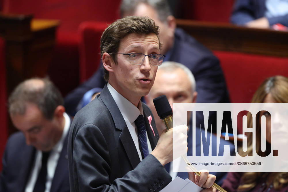 AssembleÌe Nationale - QAG du 6 octobre 2026 Edouard Geffray Sà ance des Questions d Actualità s au Gouvernement à l AssembleÌe Nationale à Paris, le 6 octobre 2026. Current Affairs Question Period with the Government at the National Assembly in Paris