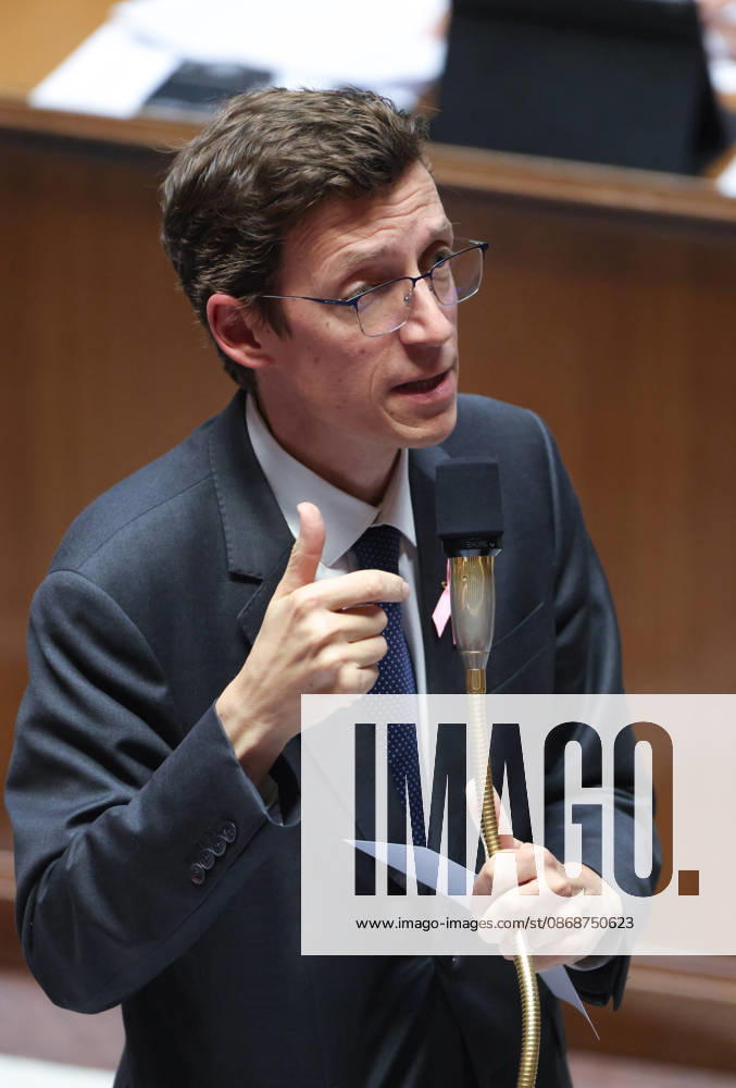 AssembleÌe Nationale - QAG du 6 octobre 2026 Edouard Geffray Sà ance des Questions d Actualità s au Gouvernement à l AssembleÌe Nationale à Paris, le 6 octobre 2026. Current Affairs Question Period with the Government at the National Assembly in Paris