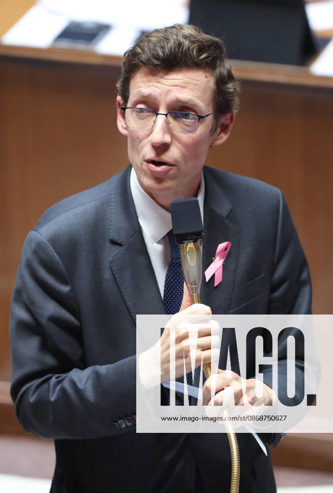 AssembleÌe Nationale - QAG du 6 octobre 2026 Edouard Geffray Sà ance des Questions d Actualità s au Gouvernement à l AssembleÌe Nationale à Paris, le 6 octobre 2026. Current Affairs Question Period with the Government at the National Assembly in Paris