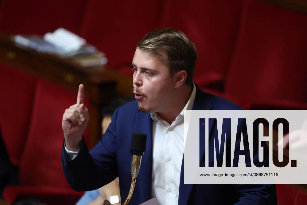 AssembleÌe Nationale - QAG du 6 octobre 2026 Louis Boyard SÃ ance des Questions d ActualitÃ s au Gouvernement Ã l AssembleÌe Nationale Ã Paris, le 6 octobre 2026. Current Affairs Question Period with the Government at the National Assembly in Paris