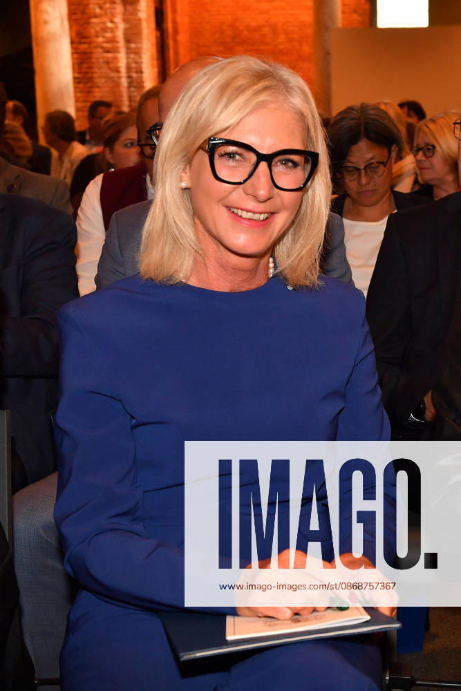 Ulrike Scharf, the politician, at the presentation of the Bavarian State Medal for Social Merit at the All Saints Court Church, Residenz on October 6, 2026, in Munich: Politician and Bavarian State Minister Ulrike Scharf attends the presentation of the Bavarian