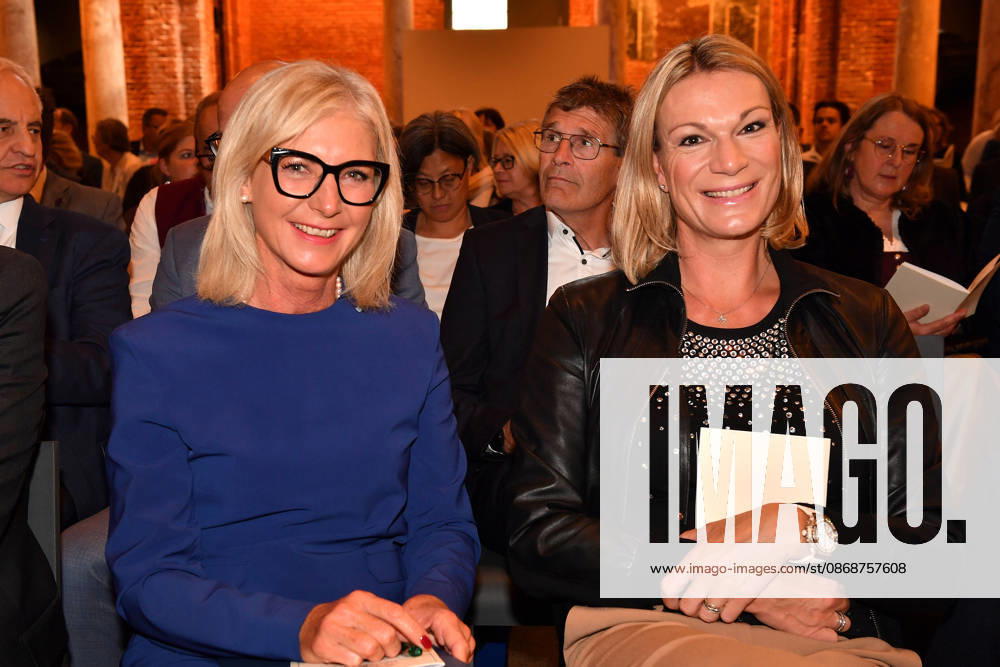 Bavarian State Minister Ulrike Scharf and award recipient Maria Riesch at the presentation of the Bavarian State Medal for Social Merit at the All Saints Court Church, Residenz on October 6, 2026, in Mun