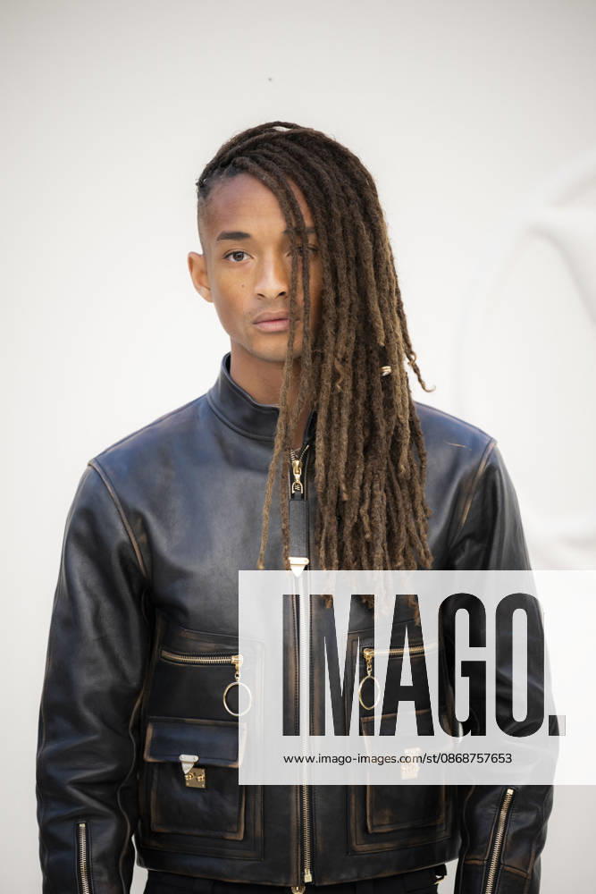 Louis Vuitton - Photocall - Paris Fashion Week EB Jaden Smith attends the Louis Vuitton Womenswear Spring Summer 2027 show as part of Paris Fashion Week on October 06, 2026 in Paris, France. Photo by Eliot Blondet ABACAPRESS.COM Paris France France