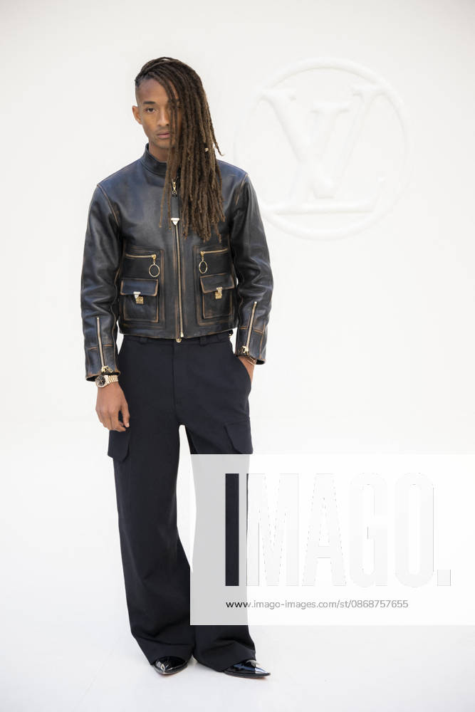 Louis Vuitton - Photocall - Paris Fashion Week EB Jaden Smith attends the Louis Vuitton Womenswear Spring Summer 2027 show as part of Paris Fashion Week on October 06, 2026 in Paris, France. Photo by Eliot Blondet ABACAPRESS.COM Paris France France