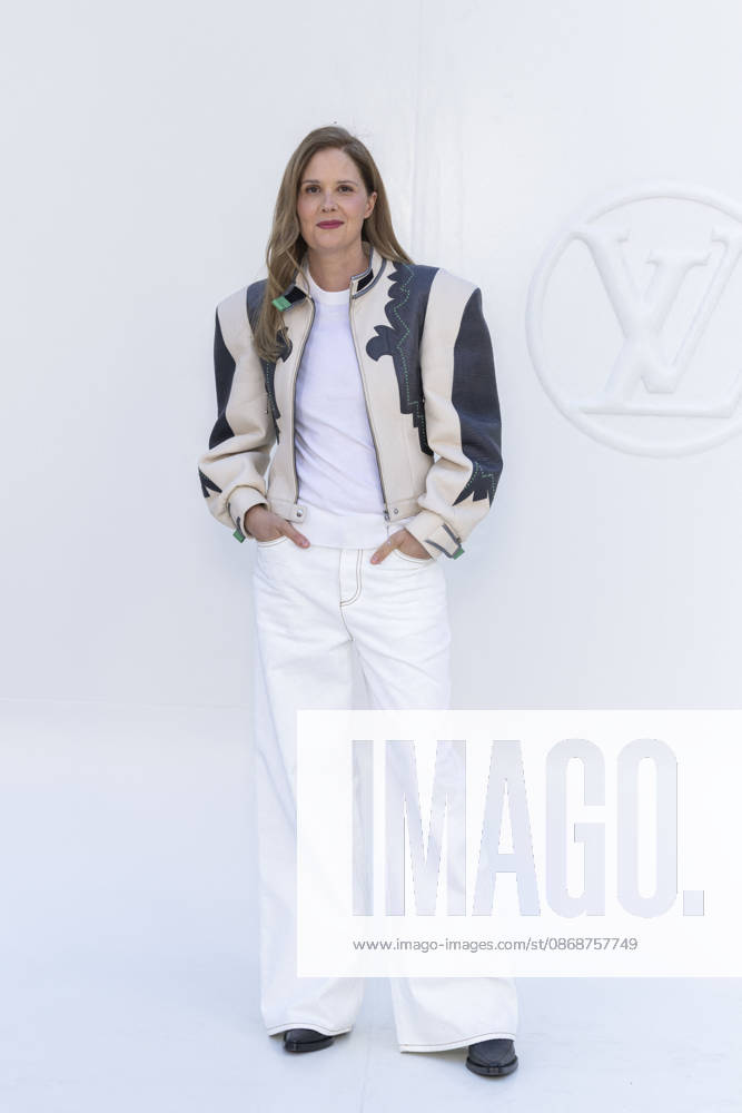 Justine Triet at the photocall for the Louis Vuitton Women’s Ready-to-Wear Spring Summer 2027 show during Paris Fashion Week (PFW) at the Cité internationale universitaire de Paris, France, on October 6, 2026. Olivier Borde, Bestimage. Photocall at the Louis Vuitton Women’s Ready-to-Wear Spring Summer 2027 show as part of Paris Fashion Week on October 6, 2026, in Paris, France.