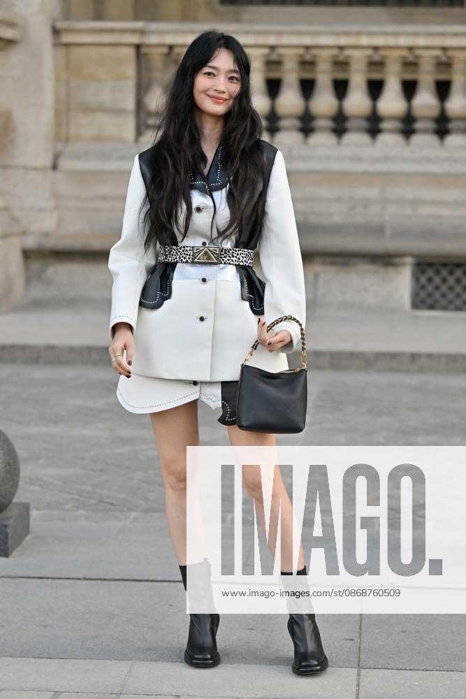PFW Louis Vuitton Outside Arrivals Shin Min-a arriving at Louis Vuitton show during Paris Fashion Week, in Paris, France on 6 October 2026. Photo by Julien Reynaud APS-Medias ABACAPRESS.COM Paris France