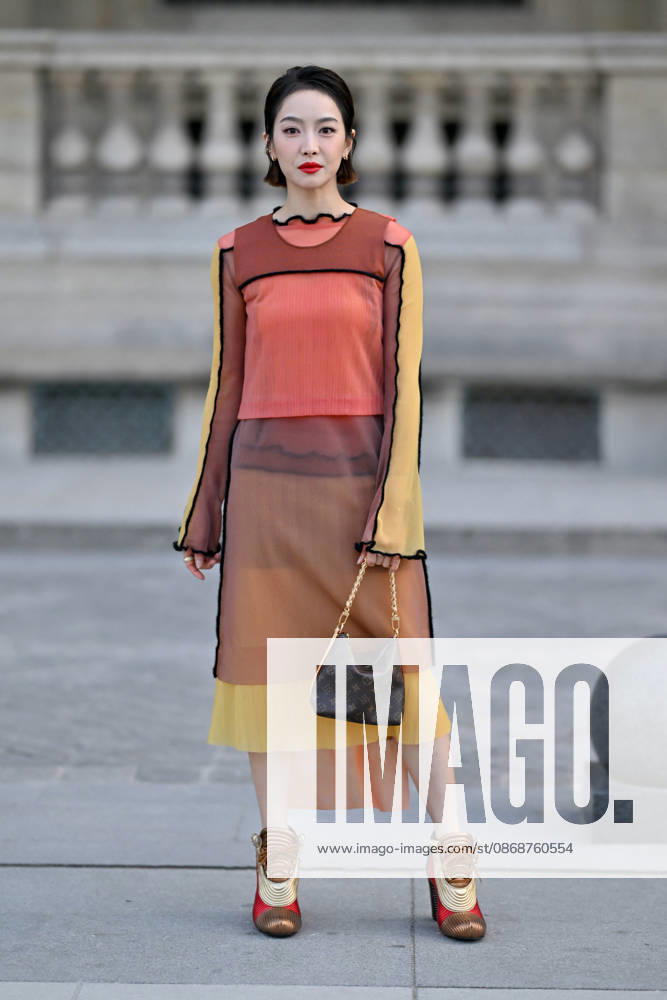 PFW Louis Vuitton Outside Arrivals Victoria Song arriving at Louis Vuitton show during Paris Fashion Week, in Paris, France on 6 October 2026. Photo by Julien Reynaud APS-Medias ABACAPRESS.COM Paris France