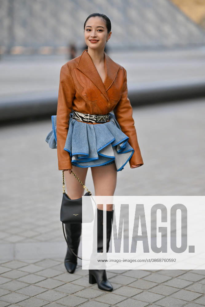 PFW Louis Vuitton Outside Arrivals Suzu Hirose arriving at Louis Vuitton show during Paris Fashion Week, in Paris, France on 6 October 2026. Photo by Julien Reynaud APS-Medias ABACAPRESS.COM Paris France