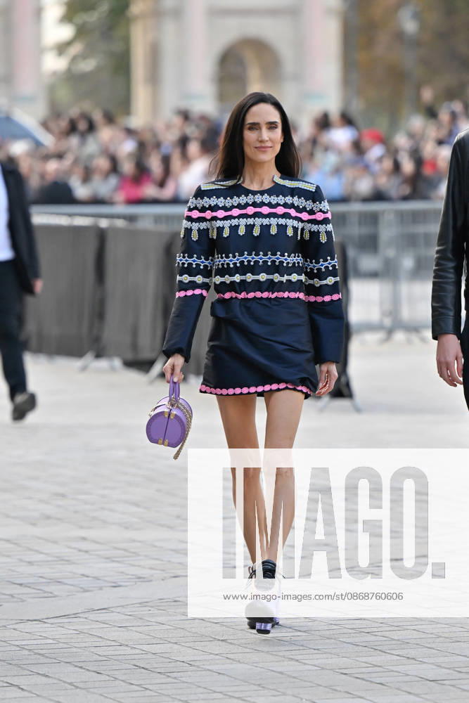 PFW Louis Vuitton Outside Arrivals Jennifer Connelly arriving at Louis Vuitton show during Paris Fashion Week, in Paris, France on 6 October 2026. Photo by Julien Reynaud APS-Medias ABACAPRESS.COM Paris France