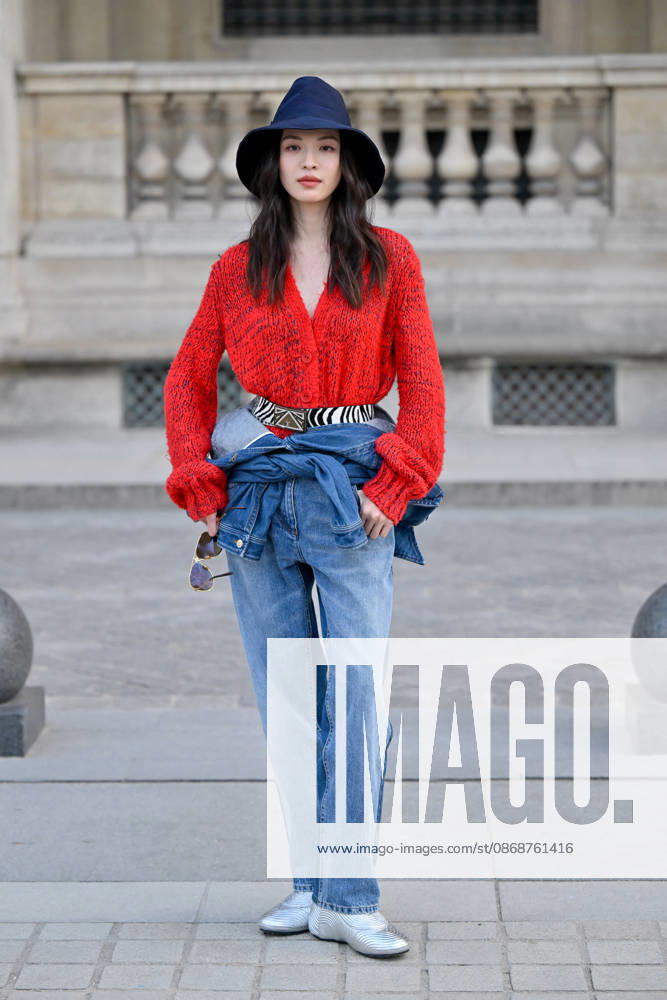 PFW Louis Vuitton Outside Arrivals Elaine Zhong arriving at Louis Vuitton show during Paris Fashion Week, in Paris, France on 6 October 2026. Photo by Julien Reynaud APS-Medias ABACAPRESS.COM Paris France