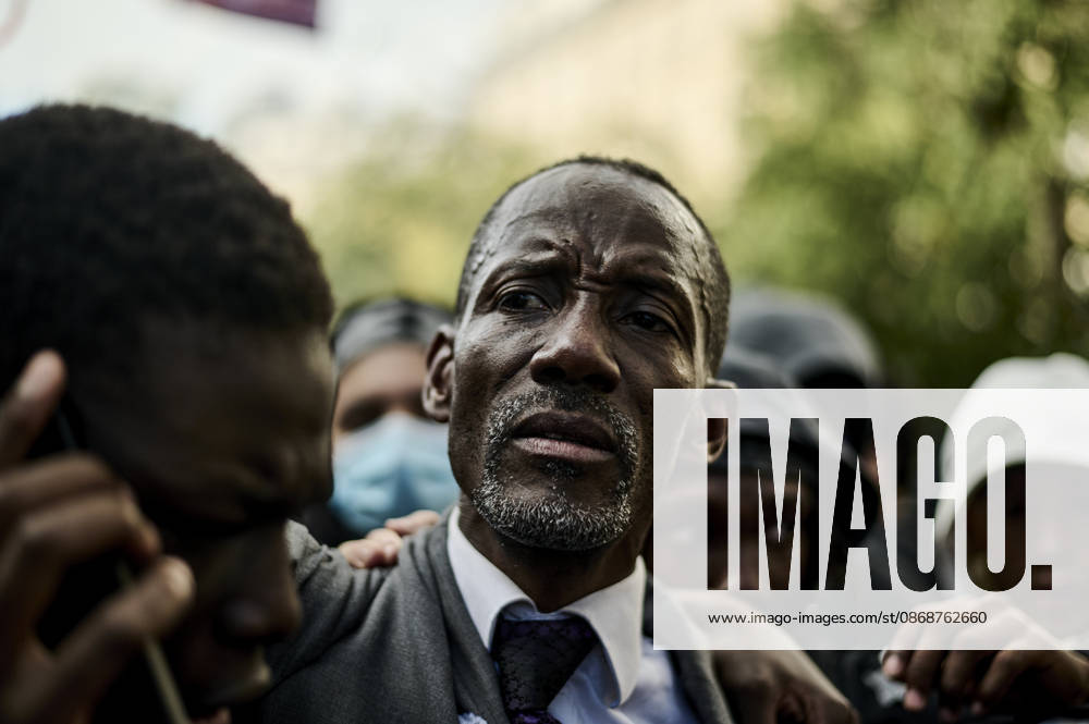 Saint-Denis Mayor Bally Bagayoko trying to call for calm, during high school students protest in Paris, on October 6, 2026. - 06 10 2026 - France Ile-de-France (region) Paris - AntoninxBuratx Pictorium LePictorium_0342084