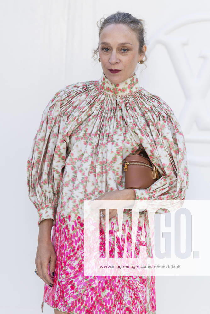 Chloë Sevigny at the photocall for the Louis Vuitton Women’s Ready-to-Wear Spring Summer 2027 show during Paris Fashion Week (PFW) at the Cité internationale universitaire de Paris, France, on October 6, 2026. Olivier Borde, Bestimage. Photocall at the Louis Vuitton Women’s Ready-to-Wear Spring Summer 2027 show as part of Paris Fashion Week on October 6, 2026, in Paris, France.