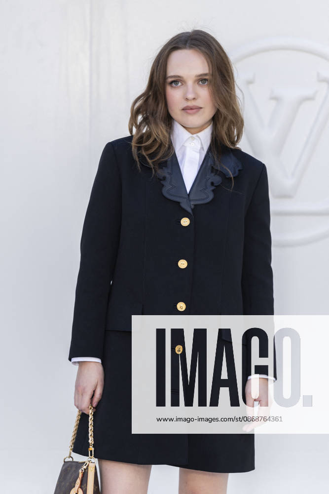 Odessa Young at the photocall for the Louis Vuitton Women s Ready-to-Wear Spring Summer 2027 show during Paris Fashion Week (PFW) at the Cité internationale universitaire de Paris, France, on October 6, 2026. Olivier Borde, Bestimage. Photocall at the Louis Vuitton Women’s Ready-to-Wear Spring Summer 2027 show as part of Paris Fashion Week on October 6, 2026, in Paris, France.
