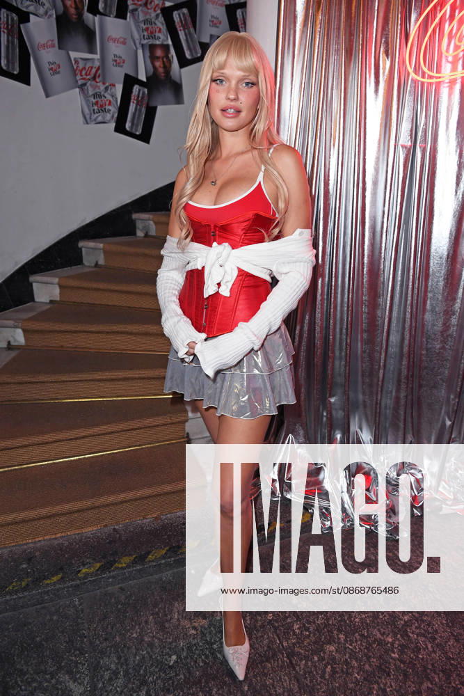 Bonnie Strange at the COKE LIGHT EXPERIENCE X BRUCE DARNELL at Borchardt in Berlin on October 6, 2026