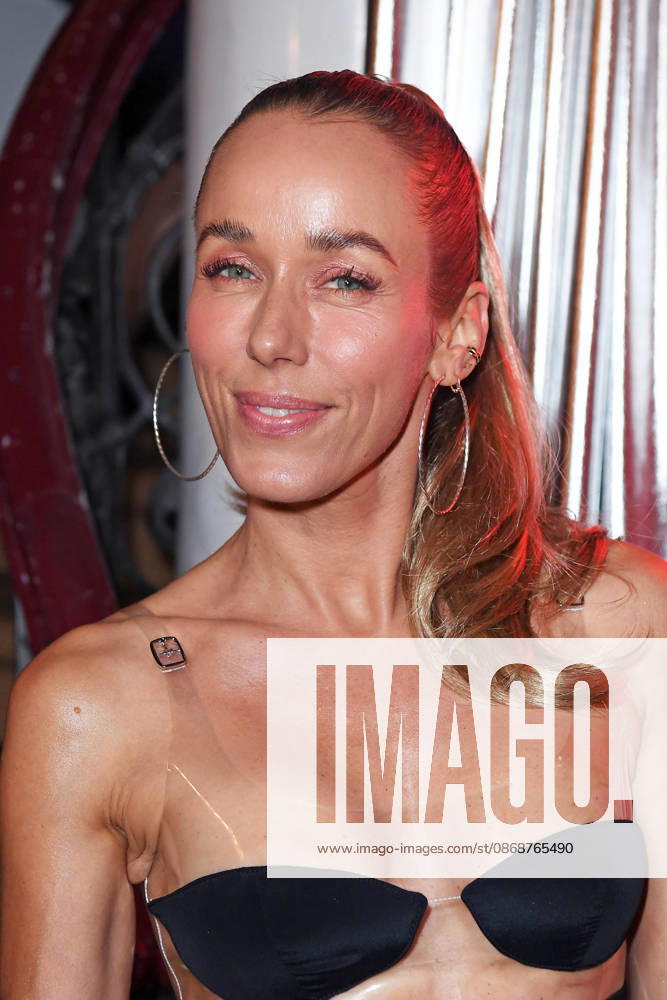 Annemarie Carpendale at the COKE LIGHT EXPERIENCE X BRUCE DARNELL at Borchardt in Berlin on October 6, 2026