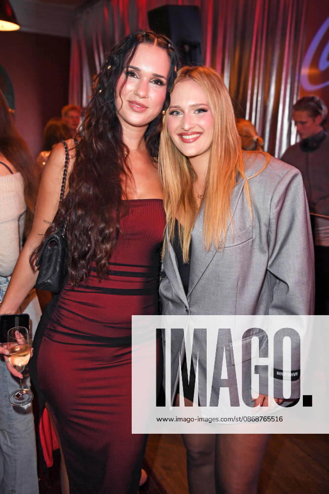 Vanessa Borck with her friend Lara Denona at the COKE LIGHT EXPERIENCE X BRUCE DARNELL at Borchardt in Berlin on October 6, 2026