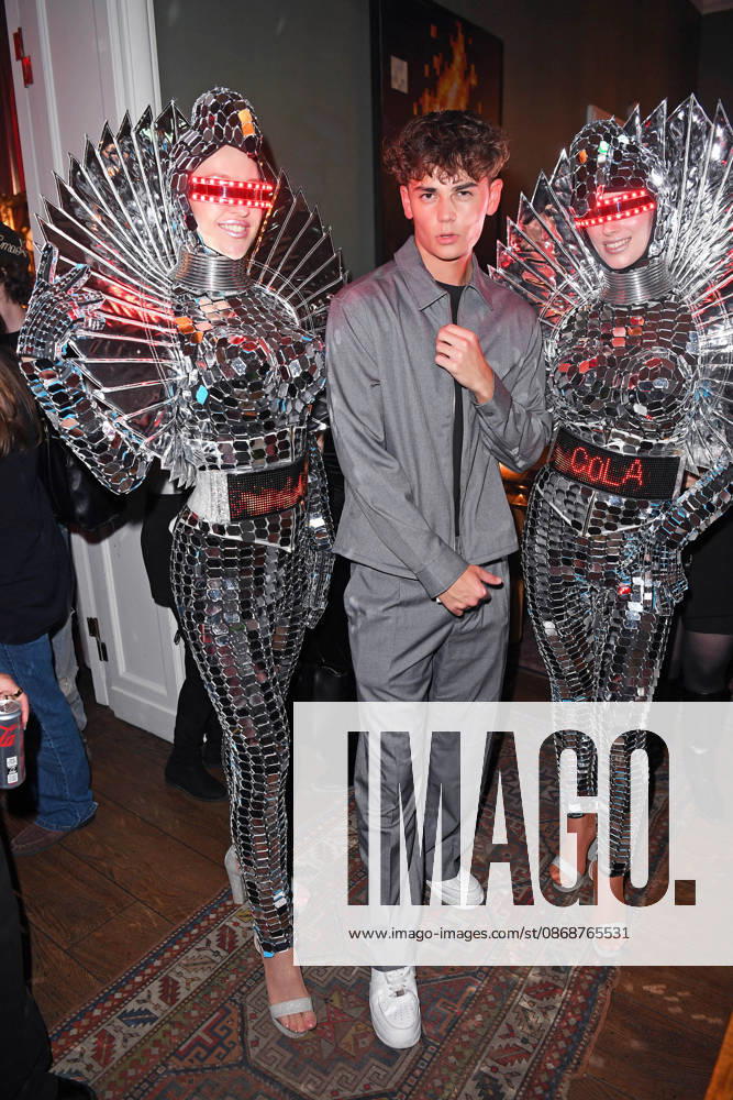 Benni Kalcher (Benni BK) at the COKE LIGHT EXPERIENCE X BRUCE DARNELL at Borchardt in Berlin on October 6, 2026