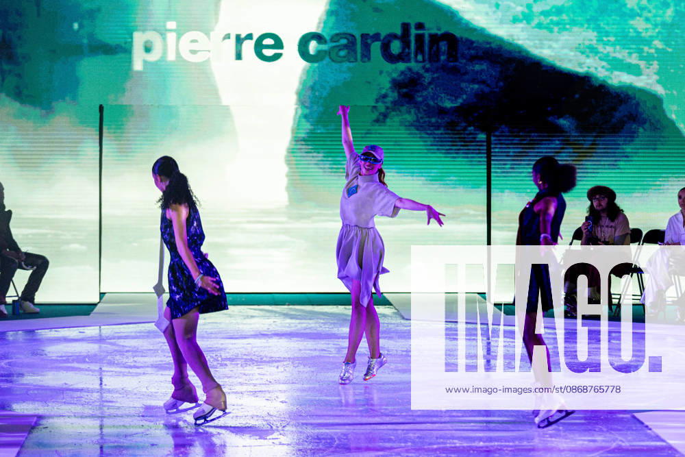 PFW Pierre Cardin Runway NB A model walks the runway during the Pierre Cardin Womenswear Spring Summer 2027 show at Pailleron ice rink as part of Paris Fashion Week on October 06, 2026 in Paris, France. Photo by Nasser Berzane ABACAPRESS.COM Paris France