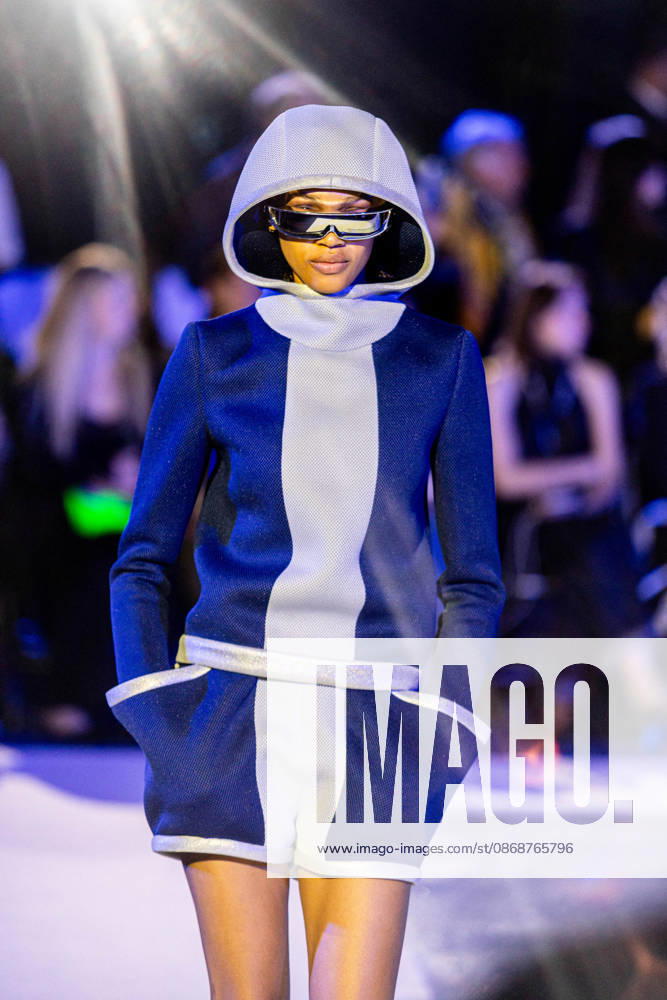 PFW Pierre Cardin Runway NB A model walks the runway during the Pierre Cardin Womenswear Spring Summer 2027 show at Pailleron ice rink as part of Paris Fashion Week on October 06, 2026 in Paris, France. Photo by Nasser Berzane ABACAPRESS.COM Paris France