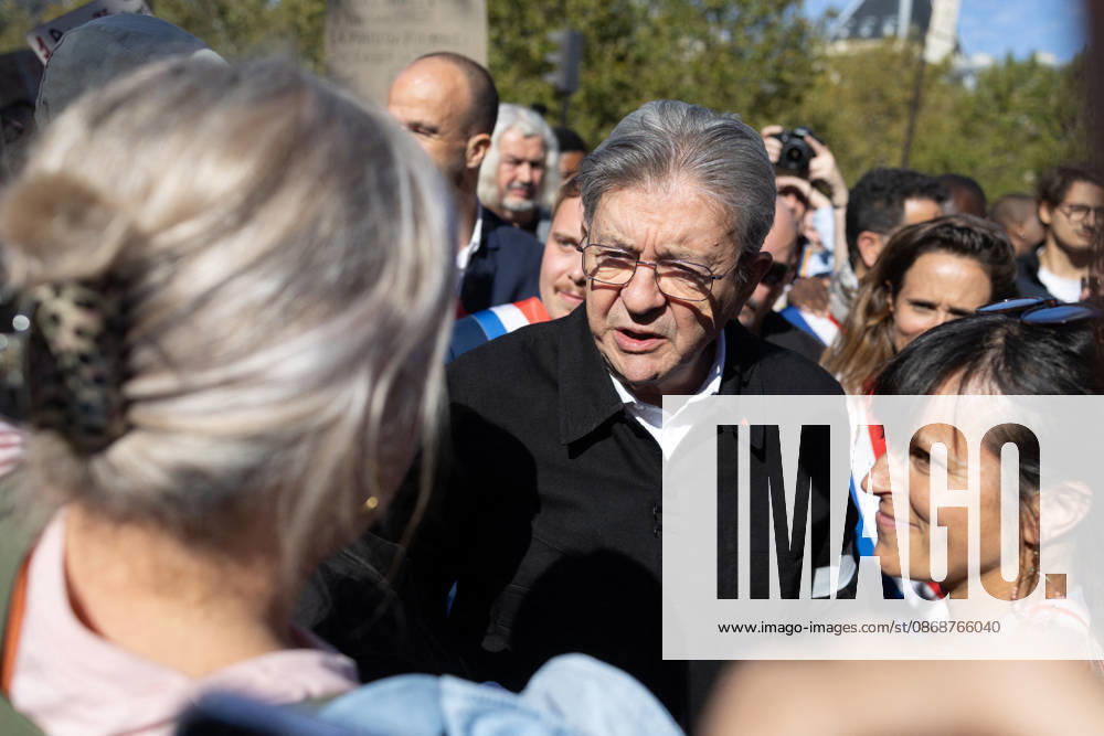 Student Demonstration - Paris RL President of La France Insoumise LFI Jean Luc Melenchon takes part in a demonstration as part of a nationwide day of actions called by high-school students, joined by unions and teachers, who for days have been demanding better learning conditions in protests punctuated by violent confrontations in Paris on October 6, 2026. Photo by Raphael Lafargue ABACAPRESS.COM Paris France