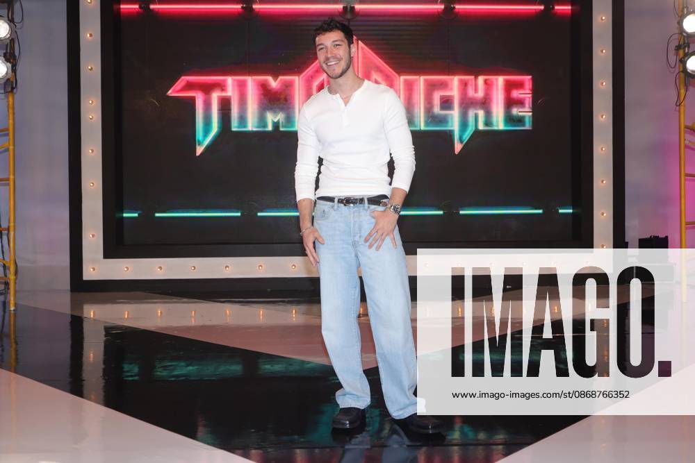 TO-45371 & x2013; Mexico City. October 6, 2026. Edu Maruri during the press conference for the Timbiriche series produced by Televisa Univision and set to air on the ViX platform held at the Televisa San & xc1;ngel facilities. Clasos.com.mx - ZUMAcs4_ 20261006_faa_cs4_088