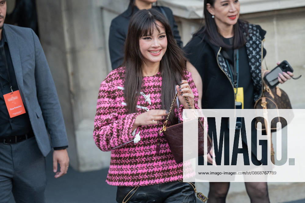 PFW - Louis Vuitton Front Row - Paris Urassaya Sperbund poses as she arrives ahead of the Louis Vuitton Women s Spring Summer 2027 collection fashion show as part of the Paris Fashion Week, in Paris, France on October 6, 2026. Photo by Alexis Jumeau ABACAPRESS.COM Paris France