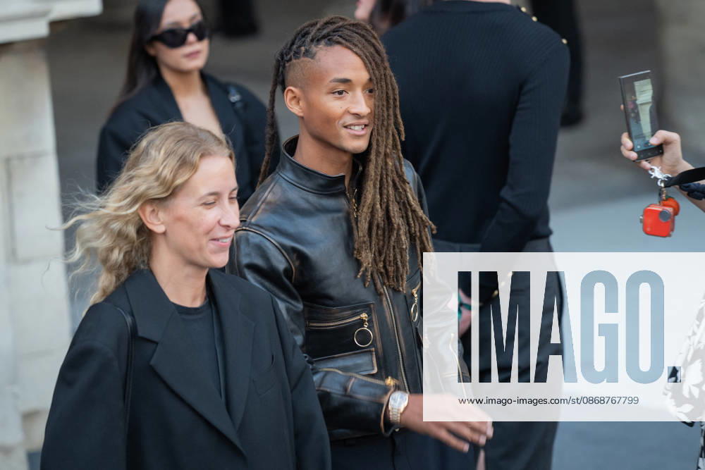PFW - Louis Vuitton Front Row - Paris US actor and singer Jaden Smith poses as she arrives ahead of the Louis Vuitton Women s Spring Summer 2027 collection fashion show as part of the Paris Fashion Week, in Paris, France on October 6, 2026. Photo by Alexis Jumeau ABACAPRESS.COM Paris France