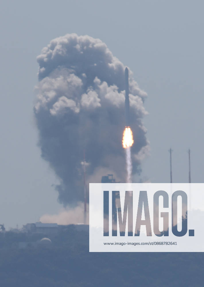Nuri space rocket launch Nuri space rocket launch South Korea s homegrown space rocket Nuri lifts off from Naro Space Center in Goheung, South Jeolla-Gwangju Province, southwestern South Korea, on Oct. 7, 2026, as South Korea launches the rocket on its fifth flight to place into orbit 15 satellites, including five that will form part of the country s first domestically launched microsatellite constellation. (Yonhap) 2026-10-07 12:34:50 <Copyright ¨Ï 1980-2026 YONHAPNEWS AGENCY. .> ¿ ¼ö½Ã Àü¶ó³²µµ
