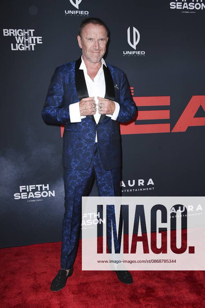 Renny Harlin at arrivals for THE BEAST Premiere, Academy Museum of Motion Pictures, Los Angeles, CA, October 06, 2026. Photo By: Elizabeth Goodenough Everett Collection THE BEAST Premiere PUBLICATIONXNOTxINxCANxCHNxFRAxITAxJPNxNORxPOLxRUSxESPxUKxUSA